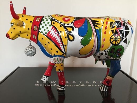 Коллекционная статуэтка корова Kick