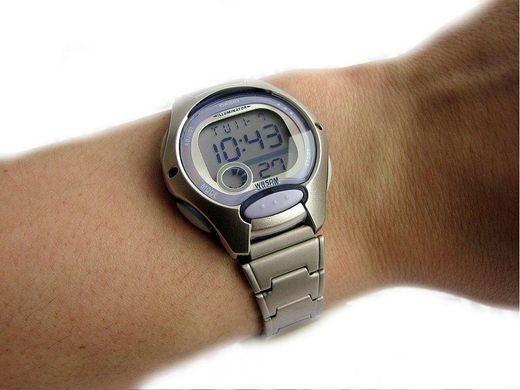 Часы Casio Standard Digital LW-200D-6AVEF