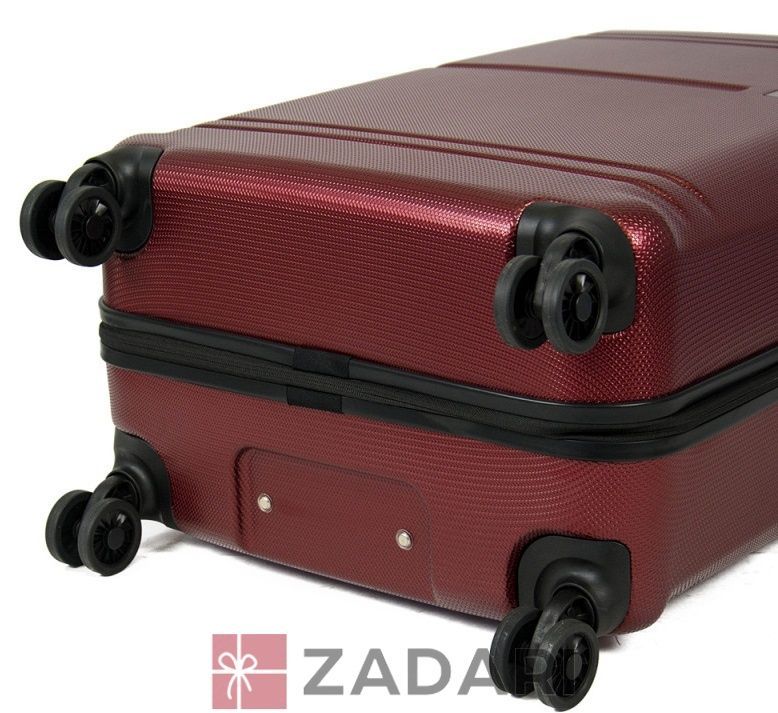 Чемодан на 4 колесах Travelite YAMBA 8W/Red средний красный TL075248-10